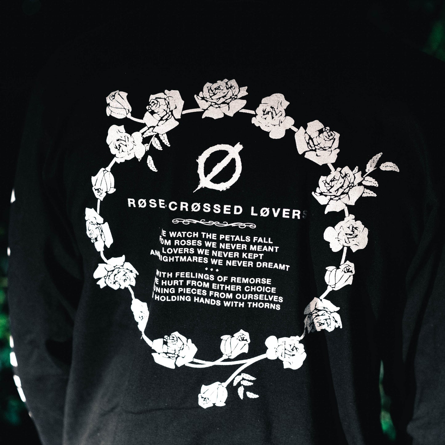 RØSE-CRØSSED LØVERS - all-over print long-sleeve t-shirt